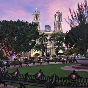 chichenitza tour catedral atardecer